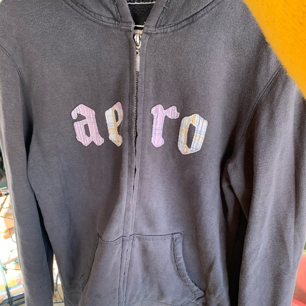 Aéropostale grey sweatshirt